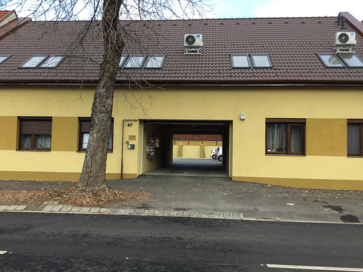 Balance Apartman Eger Extérieur photo
